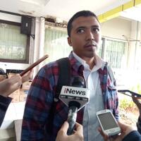 cemas-keluarga-menanti-informasi-penumpang-lion-jt610