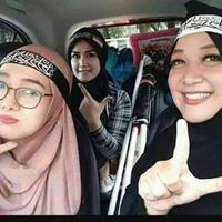 lucinta-luna-dukung-prabowo-sandi-ini-kata-mardani