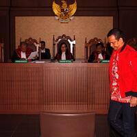 wakil-ketua-dprd-lamteng-divonis-55-tahun-penjara