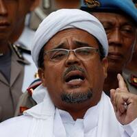 soal-bendera-mirip-isis-di-rumah-rizieq-fpi-sebut-itu-fitnah