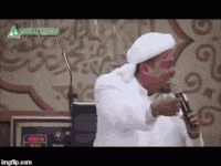 beredar-foto-habib-rizieq-dikelilingi-polisi-kerajaan-arab-saudi-rizieq-ditangkap