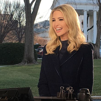 wanita-ini-operasi-9-kali-demi-mirip-istri-donald-trump