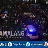 kronologi-insiden-surabaya-membara-terdengar-teriakan-awas-saat-ka-melintas