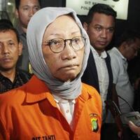 viral-ratna-sarumpaet-terseret-kasus-uang-raja-rp-23-triliun
