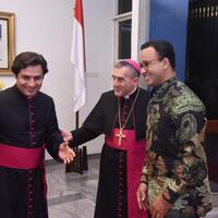 saat-anies-hadiri-peringatan-5-tahun-takhta-suci-paus-franciskus