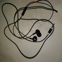 gan-mau-tanya-ini-earphone-sony-ori-apa-enggak-ya