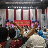 prabowo-sebut-didukung-relawan-bertampang--ekonomi-terbatas