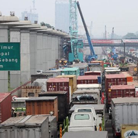 tak-terima-proyek-lrt-dihentikan-sementara-dirut-adhi-temui-bks