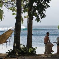 surf-camp-terbaik-yang-ada-di-indonesia
