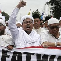 bukan-cuma-ahok-pintu-pdip-juga-terbuka-untuk-habib-rizieq