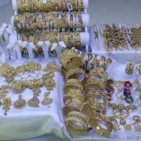 zaman-now-harus-tahu-perbedaan-karat-dan-kadar-emas-agar-tak-tertipu-saat-beli-emas