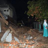 anies-akui-kesulitan-pindahkan-warga-dari-lokasi-rawan-longsor