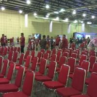 acara-yang-dibuka-jokowi-sepi-pengunjung-kursi-disingkirkan