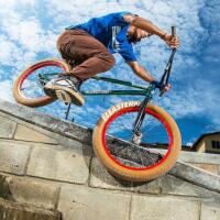 kisah-inspiratif-julian-molina-rider-bmx-berkaki-satu