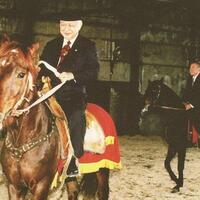 direktur-pusako-soeharto-guru-besar-koruptor