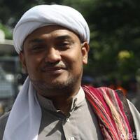 novel-bamukmin-prabowo-sadar-diri-jadi-ma-mum-salat-tak-mau-pencitraan