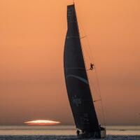 tenggelam-dalam-potret-terbaik-yacht-racing