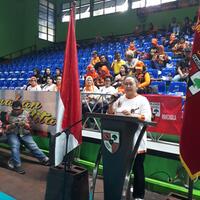 mamiek-soeharto-buka-kejuaraan-volly