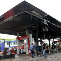 spbu-di-makassar-terbakar