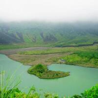 ke-indahan-kawah-galunggung