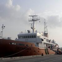 pascatsunami-penyeberangan-merak-bakauheni-beroperasi-normal