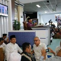 perkenalkan-prabowo-pada-jamaah-di-solopimpinan-mta-sebut--satu--pasti-jadi-presiden