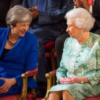 ratu-elizabeth-ii-sampaikan-duka-atas-korban-bencana-selat-sunda