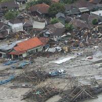 jepang-siap-berikan-bantuan-untuk-korban-tsunami