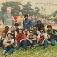 cerita-manis-komikus-henky--co-garap-baliho-pak-harto