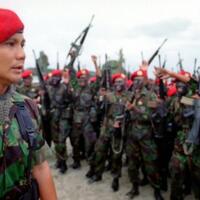 hadiri-natal-di-atambua-prabowo-temu-kangen-para-pejuang-timtim