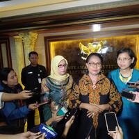 menteri-pppa-segera-bangun-sekolah-darurat-untuk-korban-tsunami