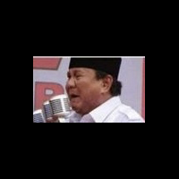 ziarah-ke-taman-makam-pahlawan-seroja-atambua-prabowo-teteskan-air-mata