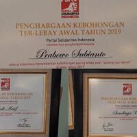 psi-beri-penghargaan-kebohongan-untuk-prabowo-sandiaga