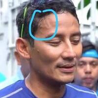 lafadz-allah-di-dahi-sandiaga-uno-bikin-heboh