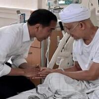 suasana-jokowi-di-ruang-perawatan-ustadz-arifin-ilham-bikin-hati-adem