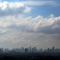 jakarta-berawan-di-awal-pekan