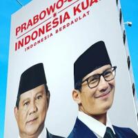 prabowo-ingatkan-tni-polri-setia-kepada-negara-bukan-kepada-rezim-apalagi-pribadi
