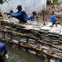 turap-dipilih-atasi-amuk-kali-pulo