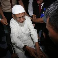 tpm-protes-media-asing-yang-sebut-ba-asyir-dalang-bom-bali