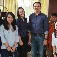 tampak-serasi-ahok-dan-puput-fasih-nyanyikan-lagu-kristen