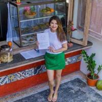tamara-bleszynski-buka-warteg-menunya-ada-rendang-jengkol