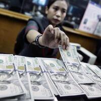 dolar-as-mulai-dekati-rp-14000