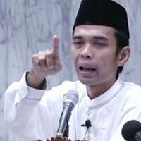abdul-somad-sebut-salah-satu-syarat-jadi-imam-adalah-ganteng-warganet-heboh