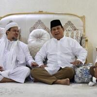 siapa-bikin-hoax-maklumat-habib-rizieq-tinggalkan-prabowo