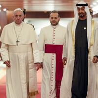 pope-francis-lands-in-uae-for-historic-visit