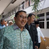 fadli-zon-kaji-laporkan-jokowi-karena--konsultan-asing-propaganda-rusia