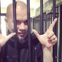 merasa-dipersulit-temui-ahmad-dhani-pria-ini-ngamuk-di-lapas