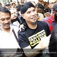 ahmad-dhani-di-rutan-medaeng-satu-blok-dengan-bos-pasar-turi