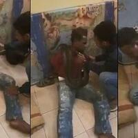 berbelit-saat-diinterogasi-tubuh-penjambret-dililitkan-ular