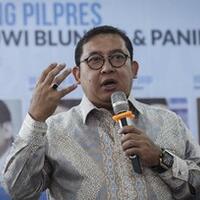 fadli-zon-baru-sekarang-kita-punya-presiden-bacanya-doraemon